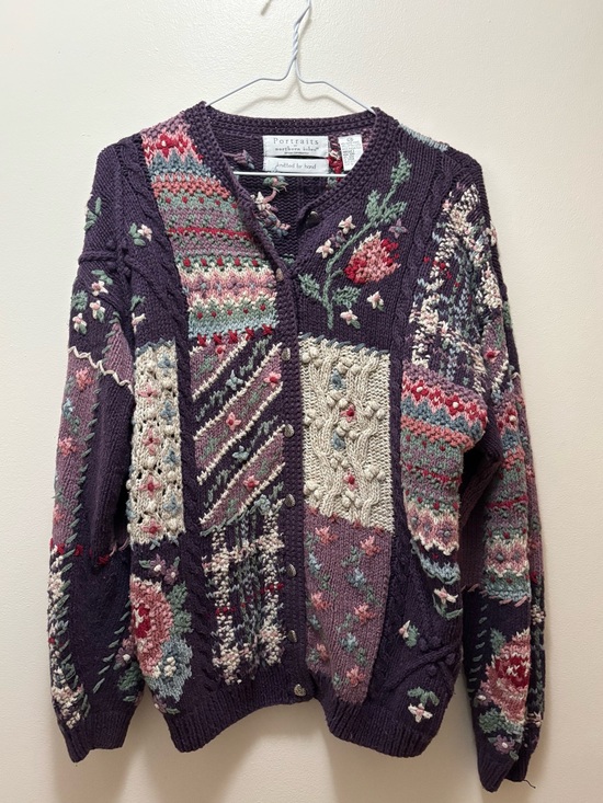 Northern Isles Sweaters - Vintage floral knit grandma sweater 80s 90s heirloom collectibles eagles eye